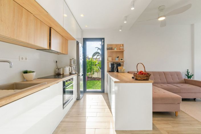 Image No.7-3 Bed Villa for sale