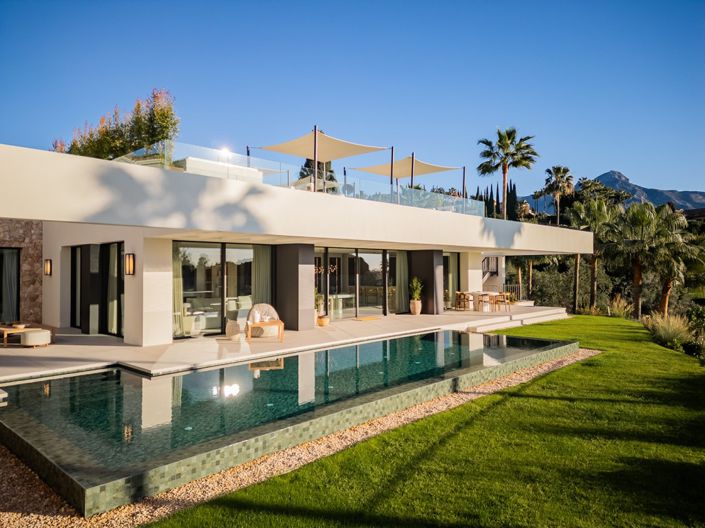 Image No.1-Villa de 4 chambres à vendre à Marbella