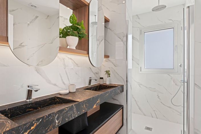 Image No.12-4 Bed Villa for sale