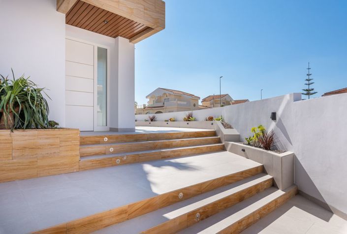 Image No.17-4 Bed Villa for sale