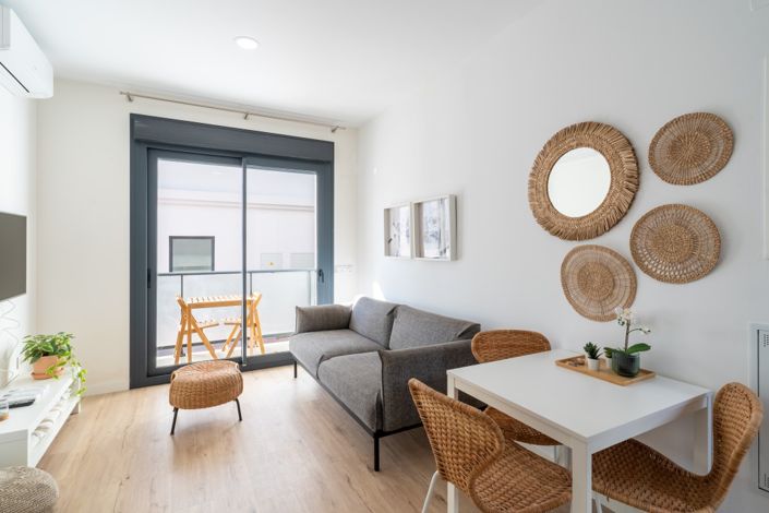 Image No.4-2 Bed Property for sale