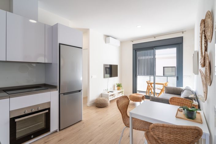 Image No.6-2 Bed Property for sale