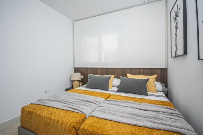 Image No.19-3 Bed Semi-Detached for sale