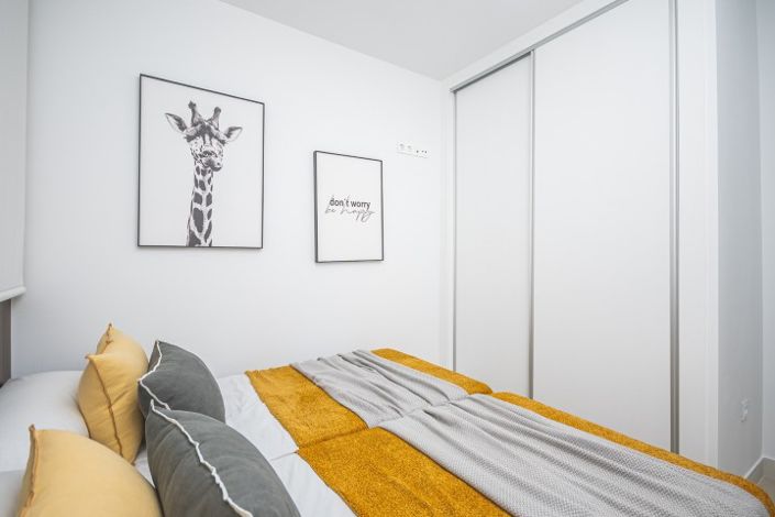 Image No.20-3 Bed Semi-Detached for sale