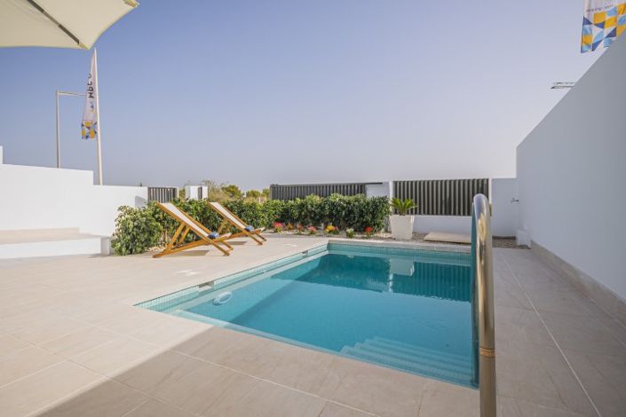 Image No.24-3 Bed Semi-Detached for sale