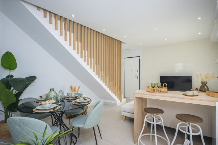 Image No.31-3 Bed Semi-Detached for sale