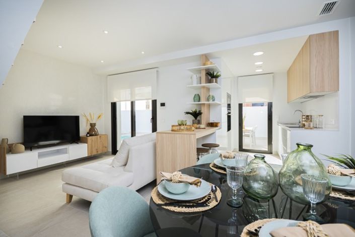 Image No.32-3 Bed Semi-Detached for sale