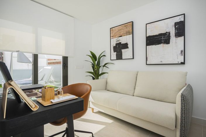 Image No.41-3 Bed Semi-Detached for sale