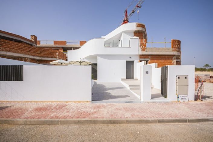 Image No.53-3 Bed Semi-Detached for sale