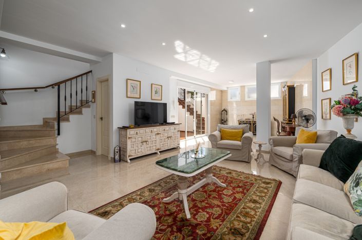 Image No.20-3 Bed Villa for sale