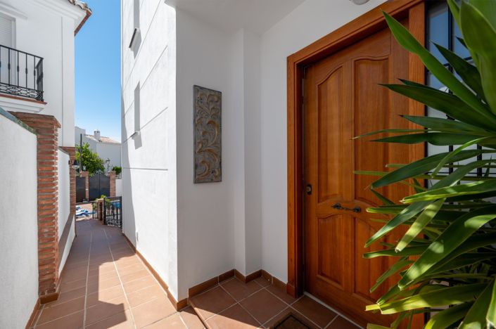 Image No.35-3 Bed Villa for sale