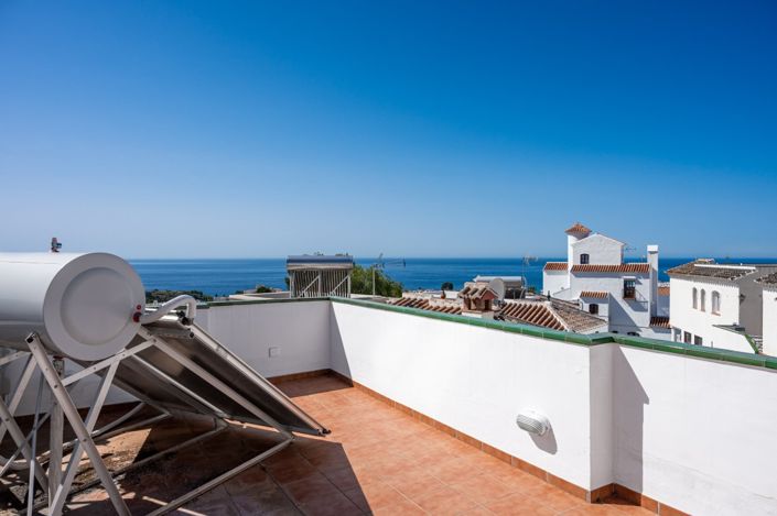 Image No.37-3 Bed Villa for sale