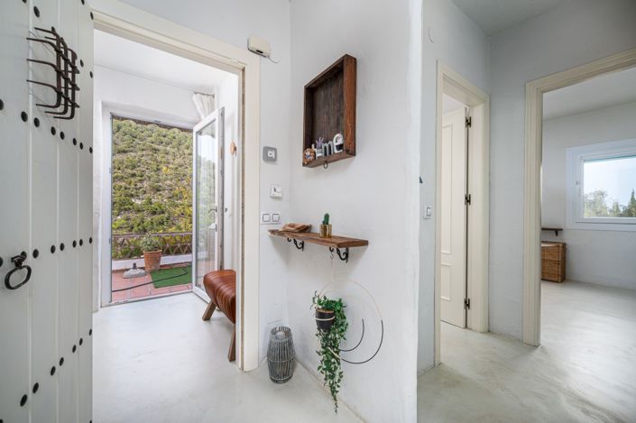 Image No.19-3 Bed Villa for sale