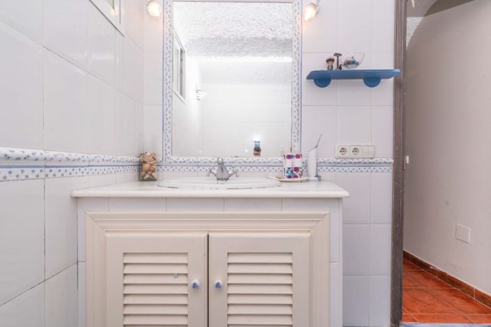 Image No.28-Jumelé de 3 chambres à vendre à Estepona