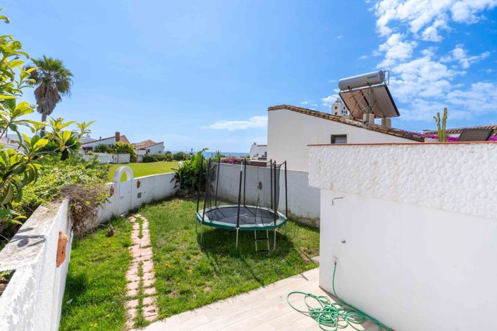 Image No.4-Jumelé de 3 chambres à vendre à Estepona