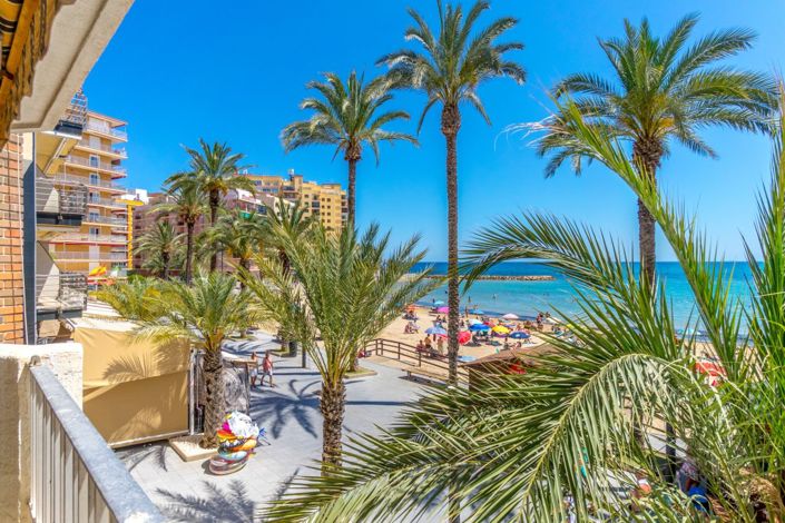 Image No.9-3 Bed Apartment for sale