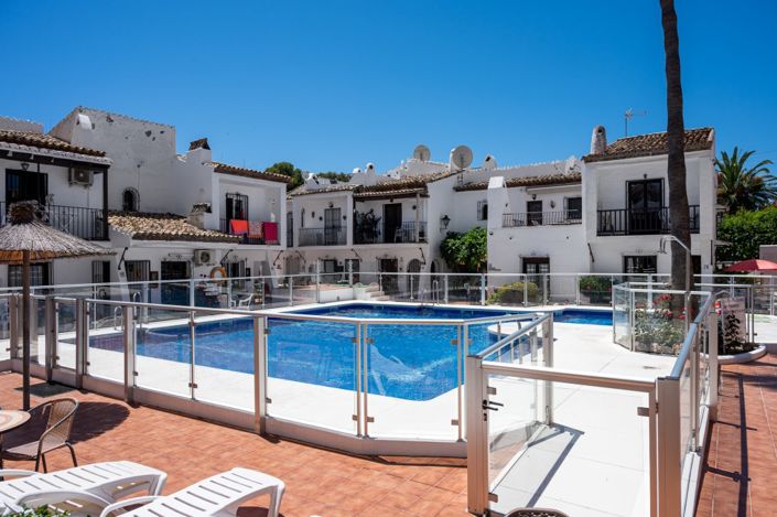 Image No.27-2 Bed Semi-Detached for sale