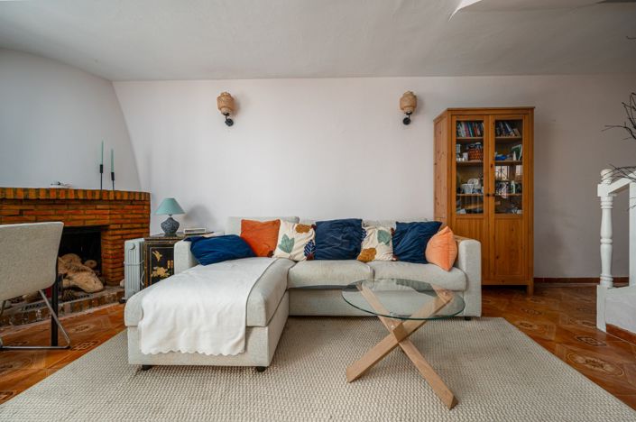 Image No.5-2 Bed Semi-Detached for sale