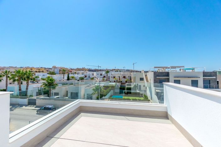 Image No.38-3 Bed Villa for sale