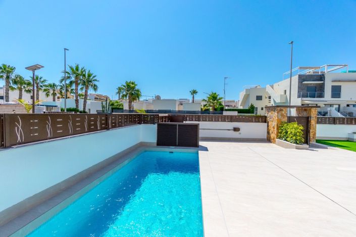 Image No.5-3 Bed Villa for sale