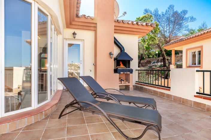 Image No.20-5 Bed Villa for sale