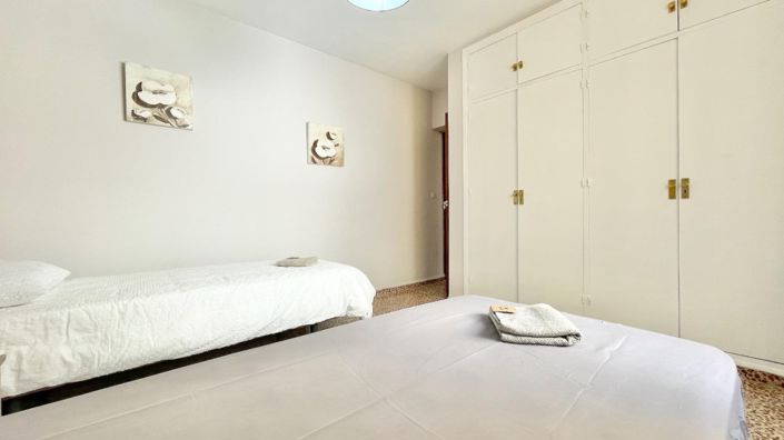 Image No.22-11 Bed Villa for sale