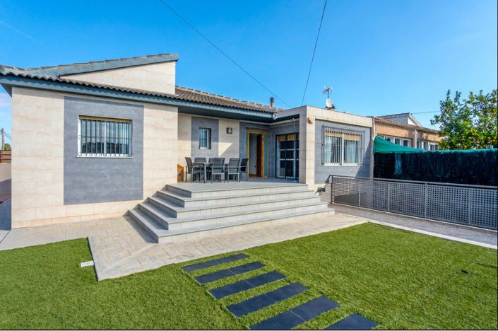 Image No.17-3 Bed Villa for sale