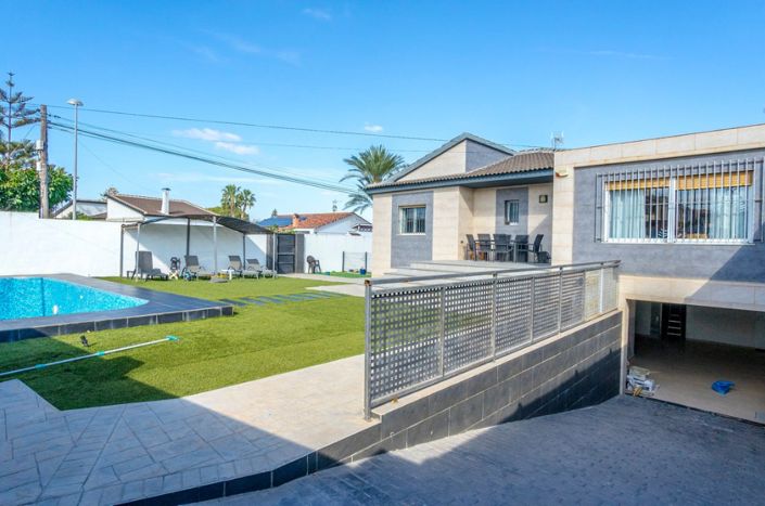 Image No.22-3 Bed Villa for sale