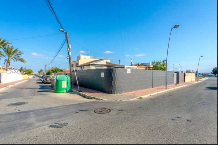 Image No.25-3 Bed Villa for sale