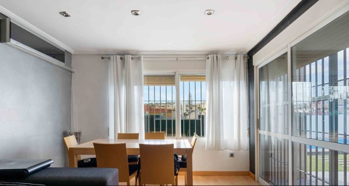 Image No.3-3 Bed Villa for sale