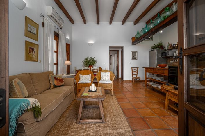 Image No.10-2 Bed Villa for sale