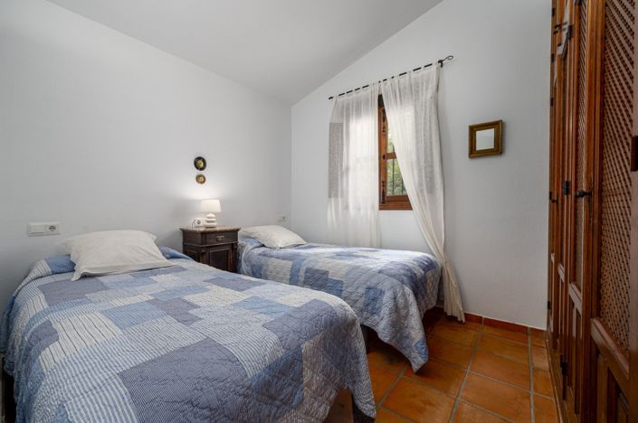 Image No.15-2 Bed Villa for sale