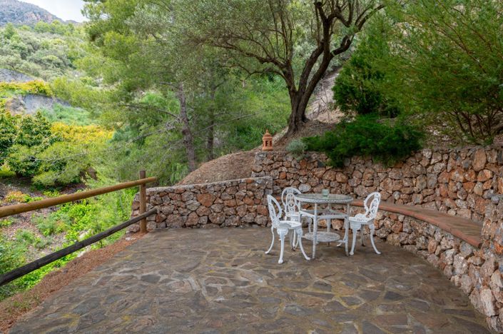 Image No.25-2 Bed Villa for sale