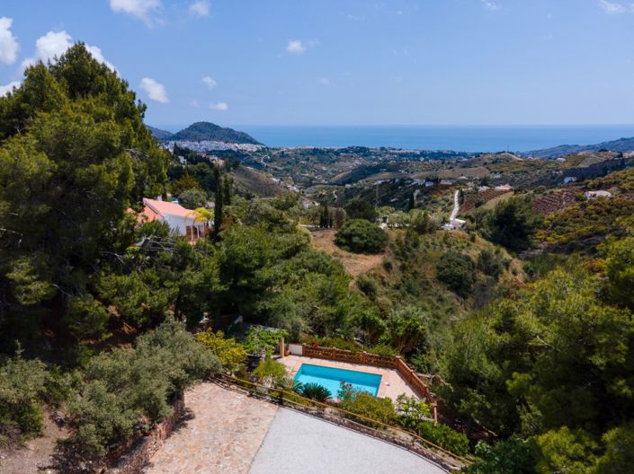 Image No.28-2 Bed Villa for sale