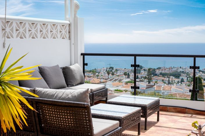 Image No.2-2 Bed Property for sale