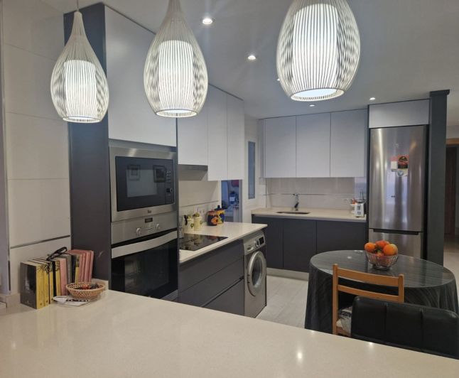 Image No.6-3 Bed Apartment for sale