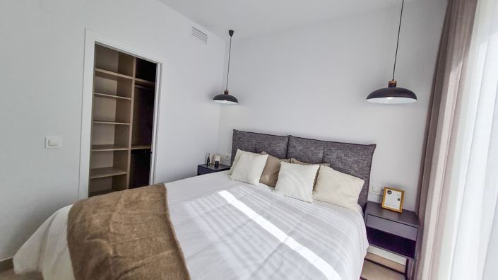 Image No.15-3 Bed Villa for sale