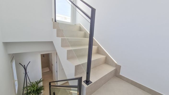 Image No.28-3 Bed Villa for sale