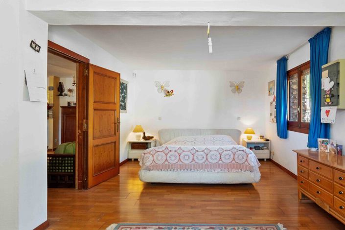 Image No.14-7 Bed Villa for sale
