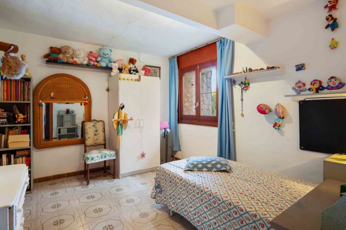 Image No.18-7 Bed Villa for sale