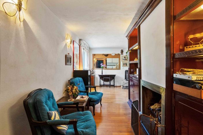 Image No.20-7 Bed Villa for sale