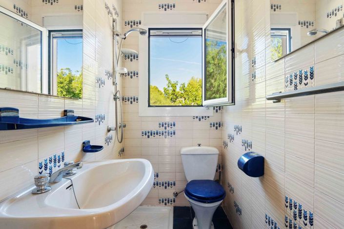 Image No.28-7 Bed Villa for sale