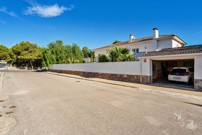 Image No.33-7 Bed Villa for sale