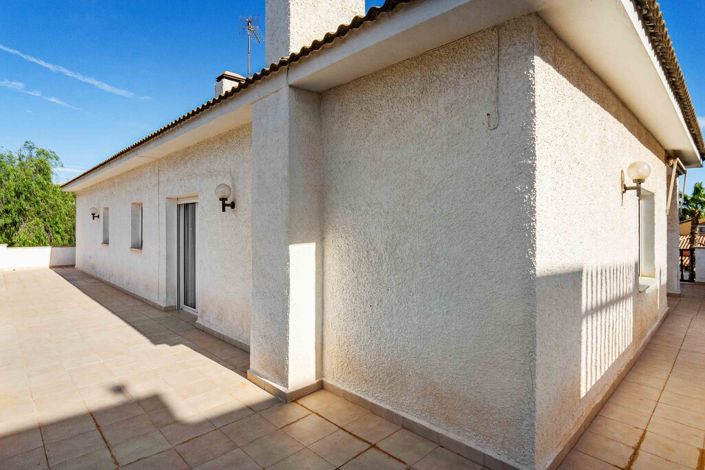Image No.6-7 Bed Villa for sale