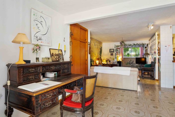 Image No.7-7 Bed Villa for sale