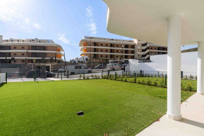 Image No.21-2 Bed Property for sale