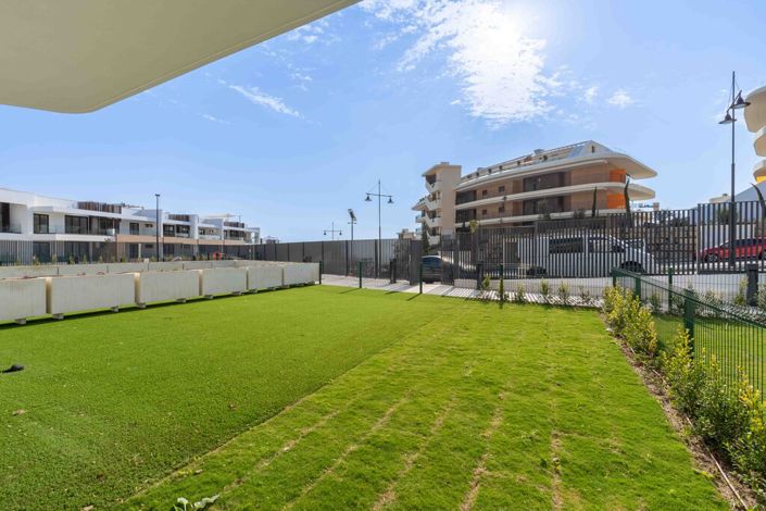 Image No.3-2 Bed Property for sale