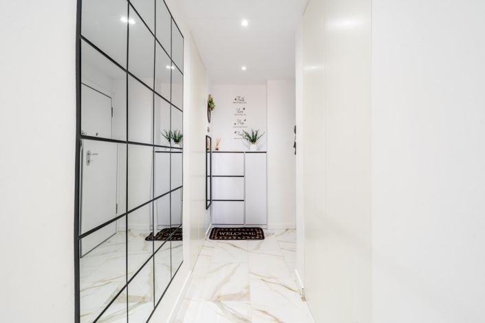 Image No.11-3 Bed Apartment for sale