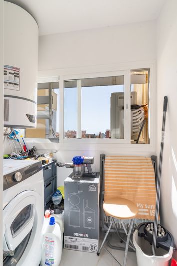 Image No.21-3 Bed Apartment for sale