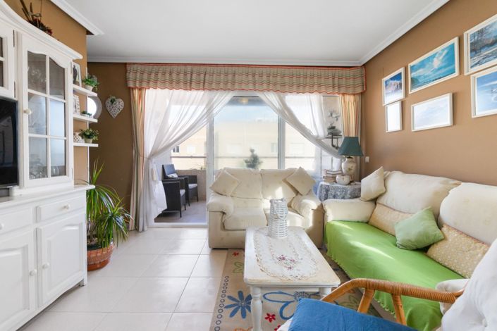 Image No.6-3 Bed Property for sale